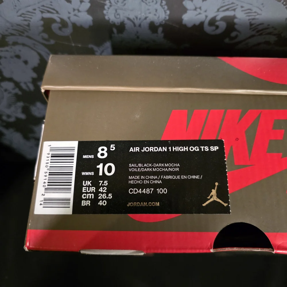 Nike Men's Brown White Black High-Top Sneakers with Red and Pink Laces